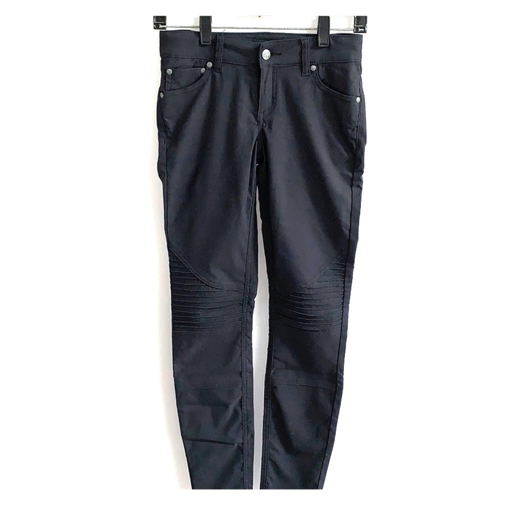 Prana Brenna Pant
